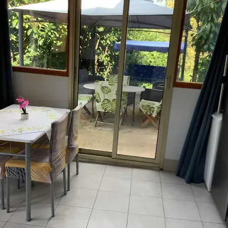 Appartement Charmant 2 Pièces *