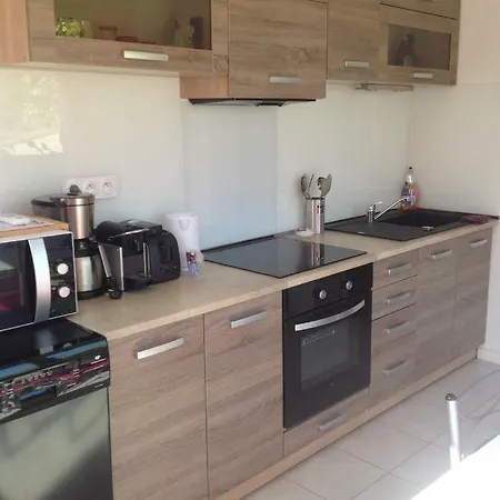 Appartement Charmant 2 Pièces *